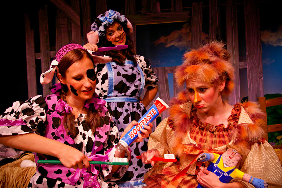 Main Street Theater - Click Clack Moo